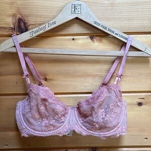 Victoria’s Secret dream angels push-up no padding Lace Underwire Bra Pink 36D